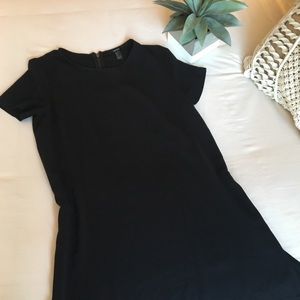 Black Short Sleeve Shift Dress